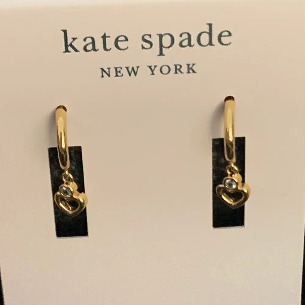 NWT Kate spade Huggies heart earrings Q